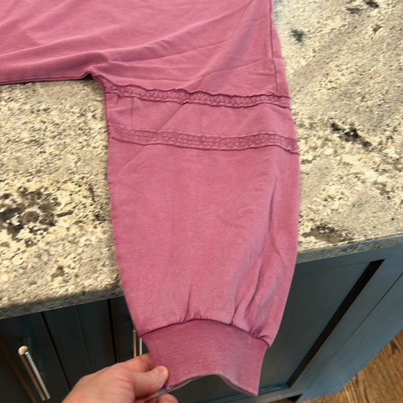 Canyon Retreat size 3X NWT with fringe on front and sleeves - Picture 2 of 8